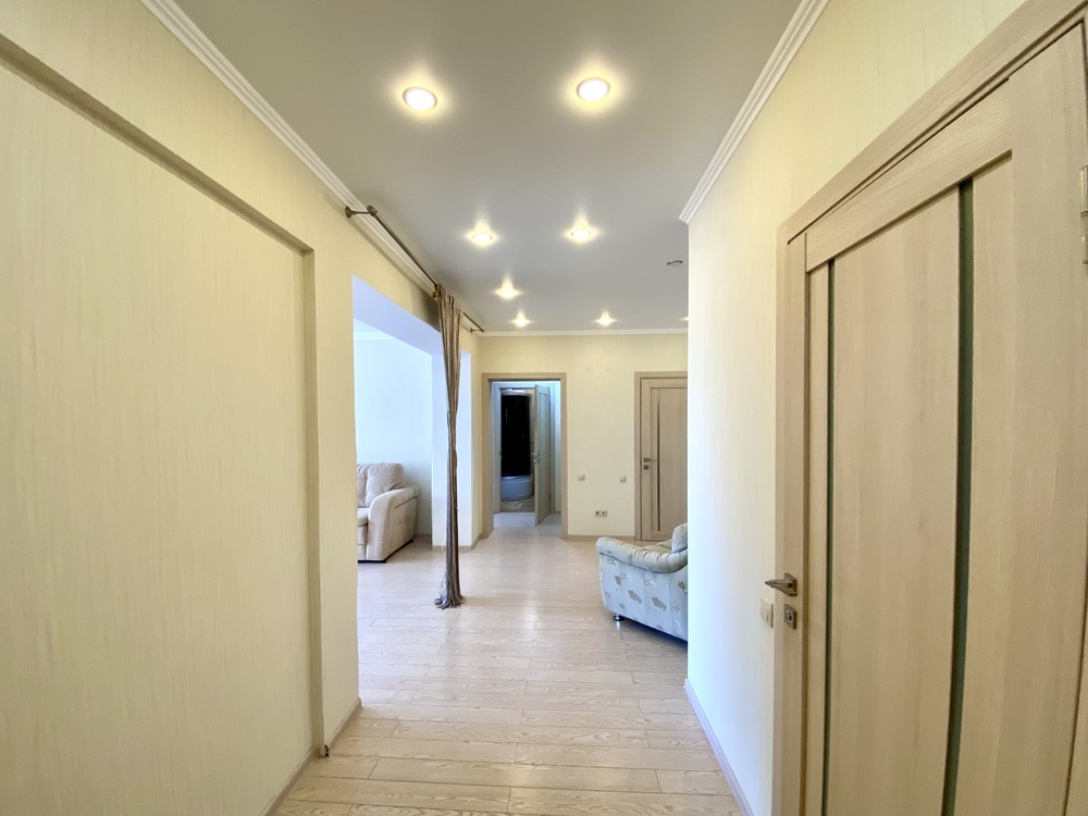 2-к. квартира 112.4 кв.м, 5/9