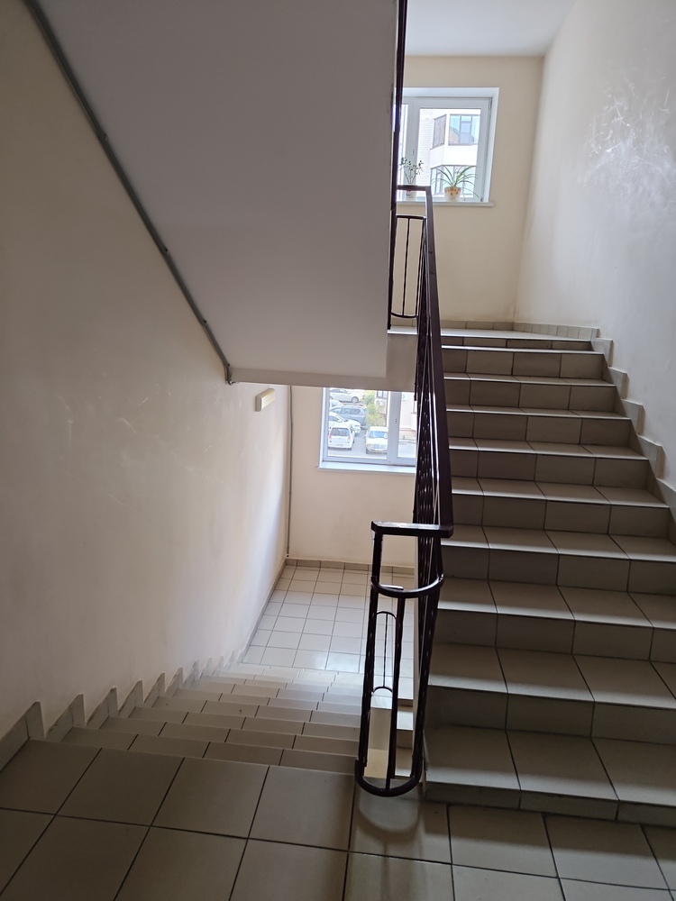 1-к. квартира 49 кв.м, 3/9