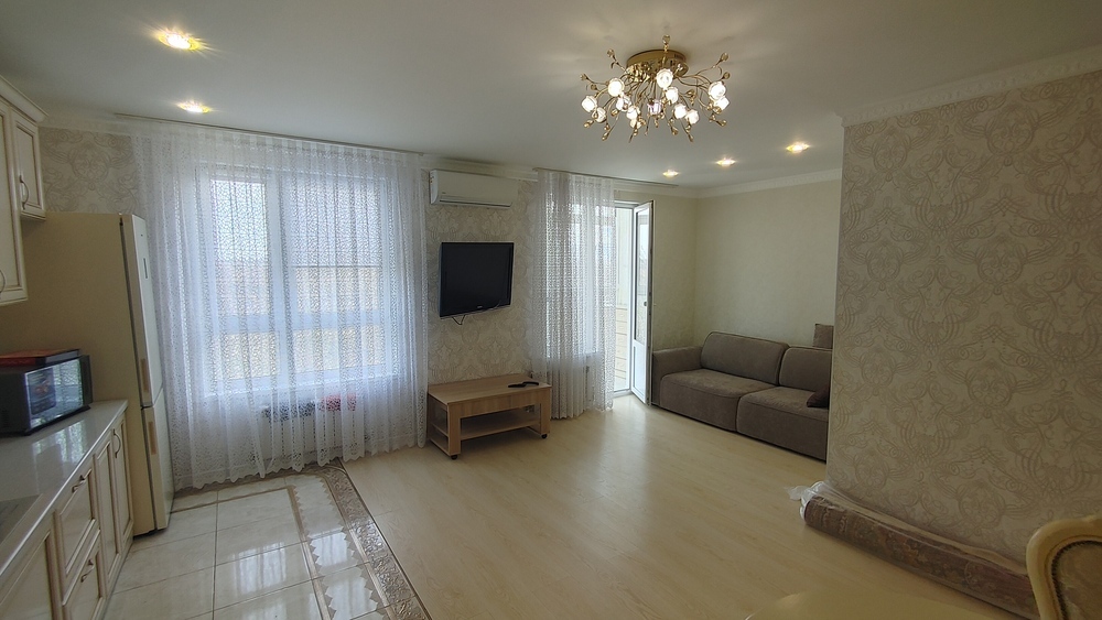 2-к. квартира 85 кв.м, 3/8
