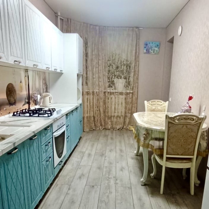 2-к. квартира 74 кв.м, 3/7