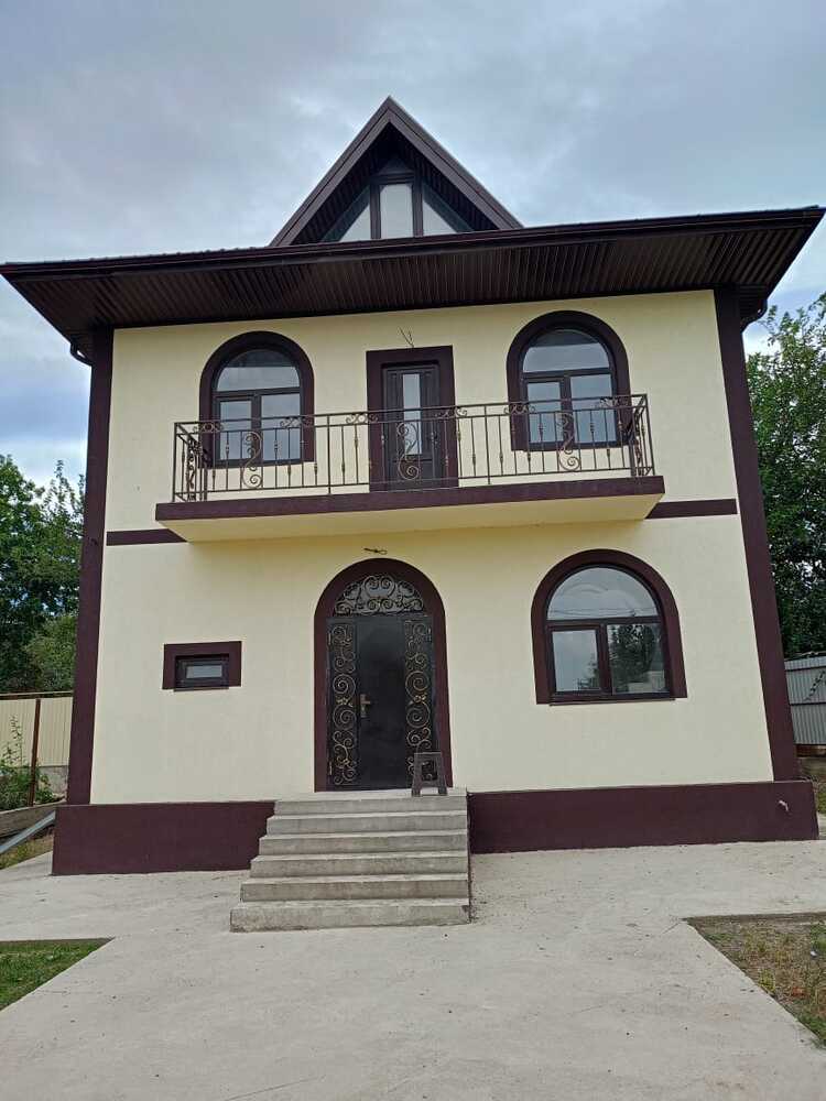 Дом 120 кв.м на участке 3 сот