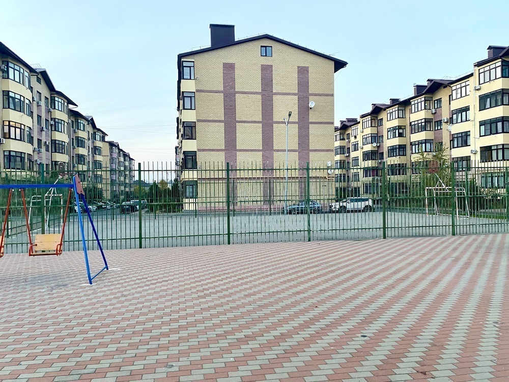 1-к. квартира 40 кв.м, 2/5