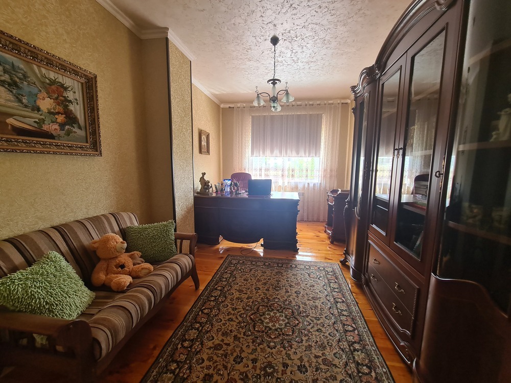 Дом 360 кв.м на участке 10 сот