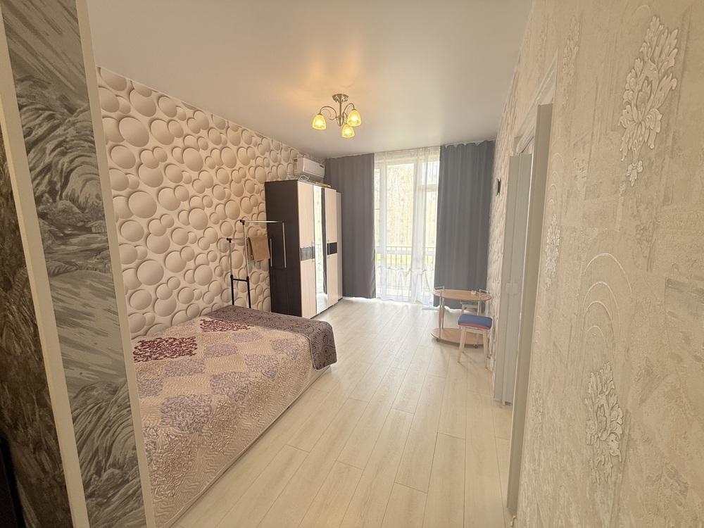 1-к. квартира 42.7 кв.м, 1/3