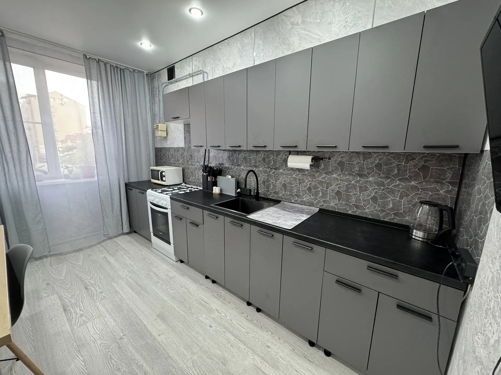 1-к. квартира 57 кв.м, 2/5