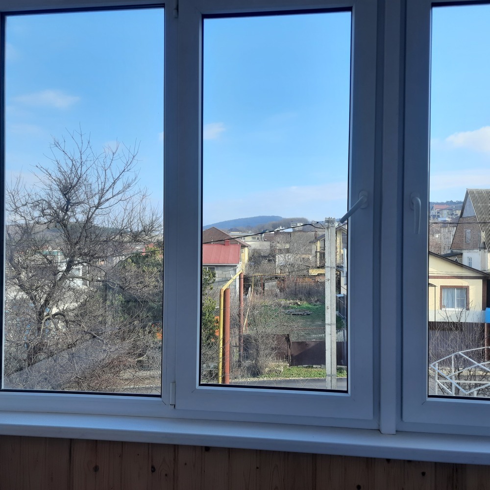 2-к. квартира 52 кв.м, 2/4
