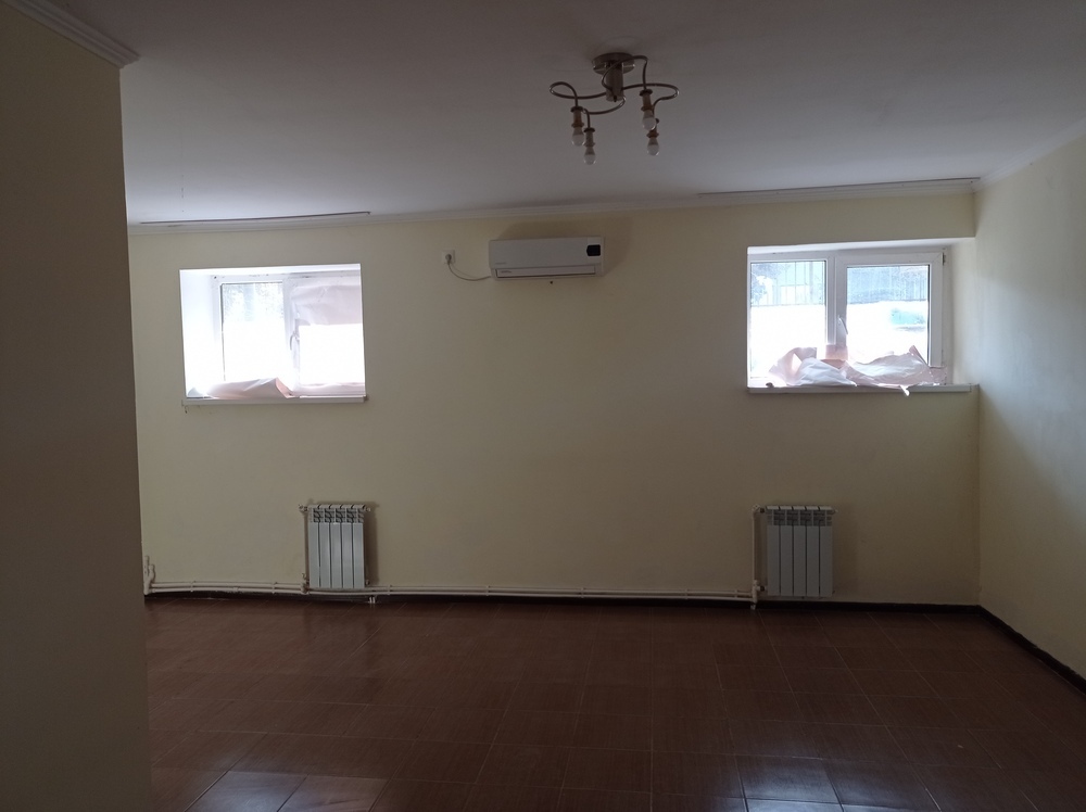 1-к. квартира 52 кв.м, цоколь/7