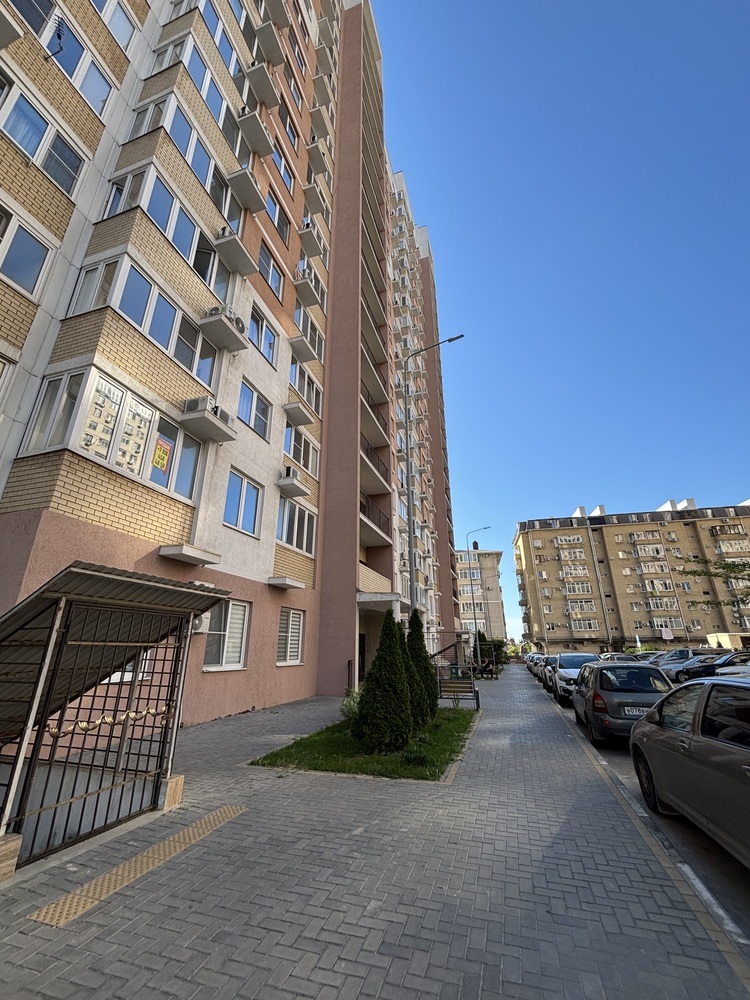 1-к. квартира 43 кв.м, 17/19