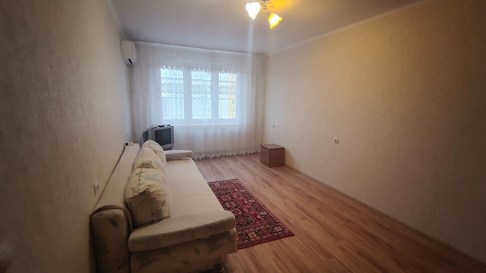 1-к. квартира 38 кв.м, 11/16