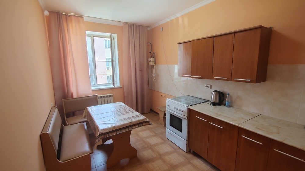 1-к. квартира 37.1 кв.м, 2/4