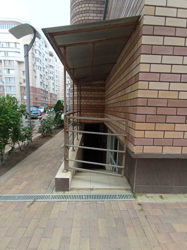 Студия 27 кв.м, 1/9