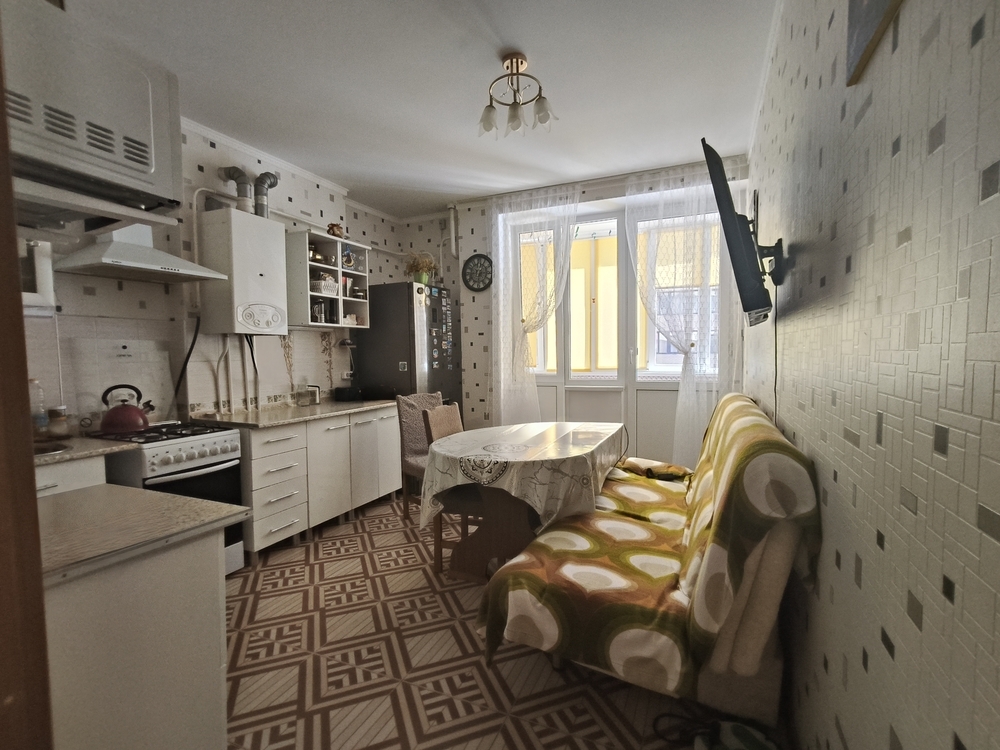 1-к. квартира 48 кв.м, 1/9