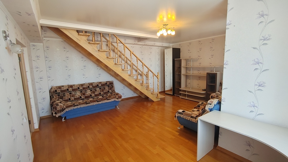 3-к. квартира 130 кв.м, 7/8