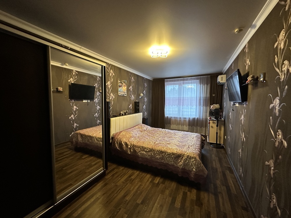 1-к. квартира 43 кв.м, 2/17