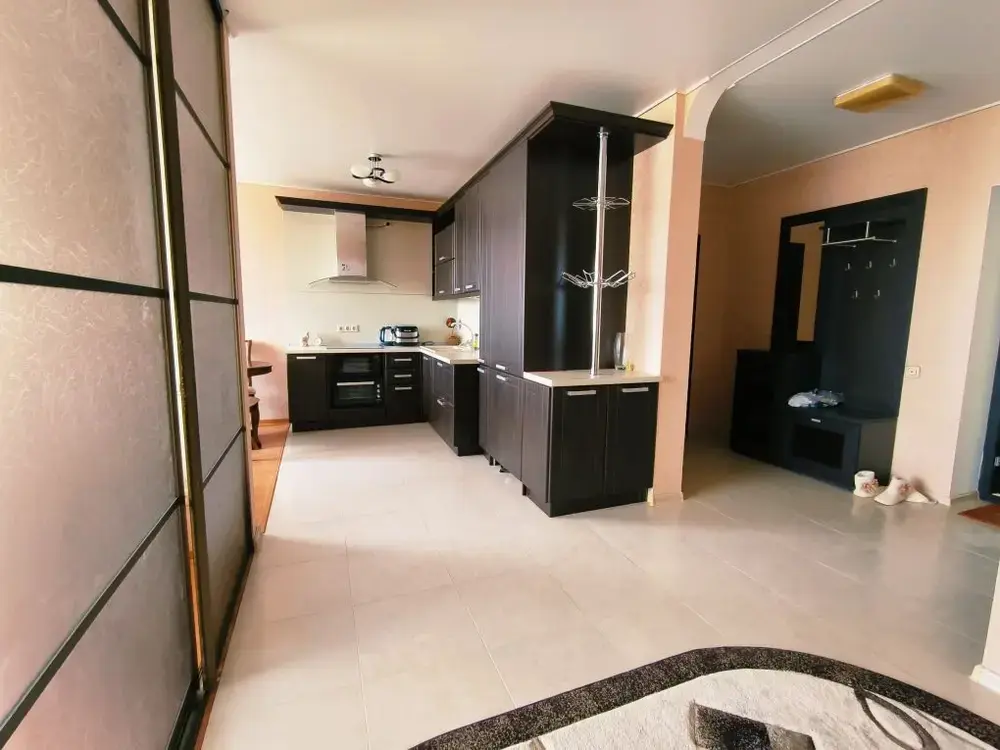 1-к. квартира 41 кв.м, 4/4