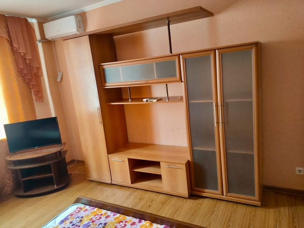 2-к. квартира 76.3 кв.м, 5/10