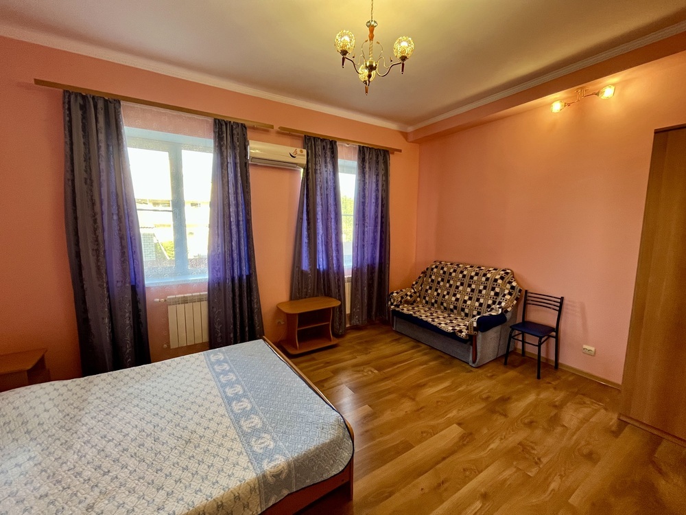 Дом 192 кв.м на участке 2 сот
