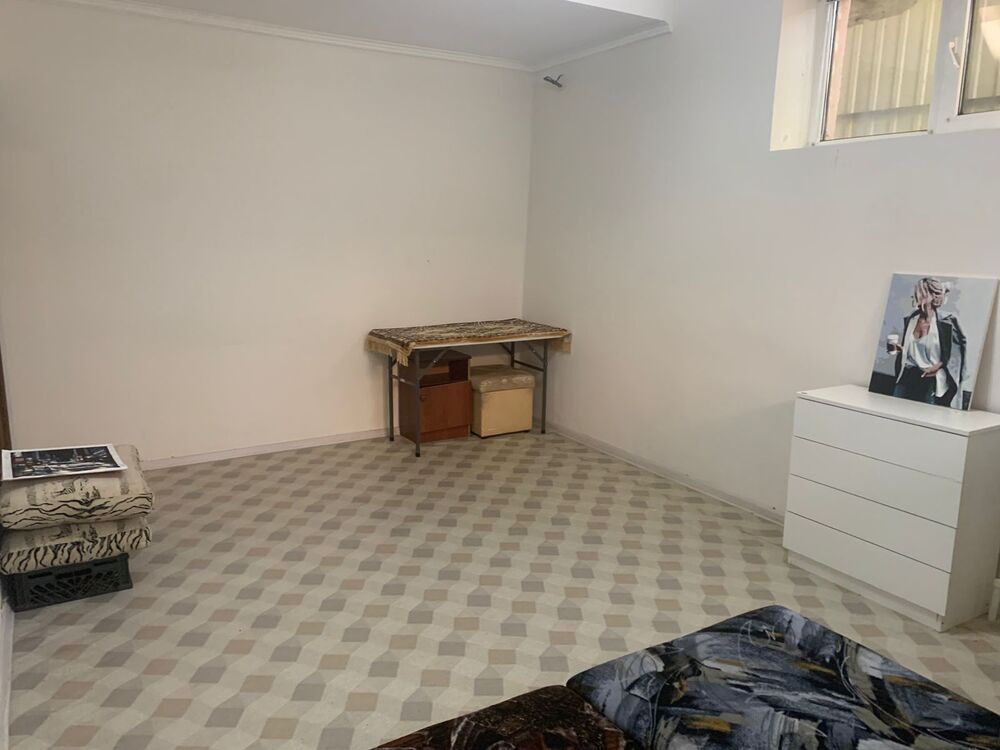 2-к. квартира 54 кв.м, 1/5