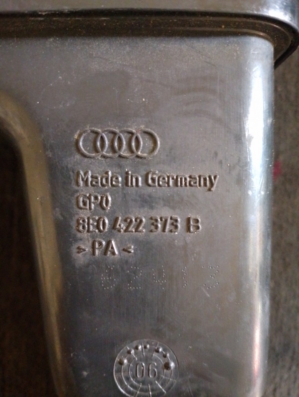 Бачок гидроусилителя руля гур на на Audi A4 B7 2.0 BWE 2005 г.\nОригинал. \nС двигателя 2.0 BWE 2006г\nВ отличном состоянии. Без дефектов.\nС пробег 84000 км по Японии. \nБез пробега по РФ. \nГарантия на установку и проверку.\nКонтрактная запчасть из Япон