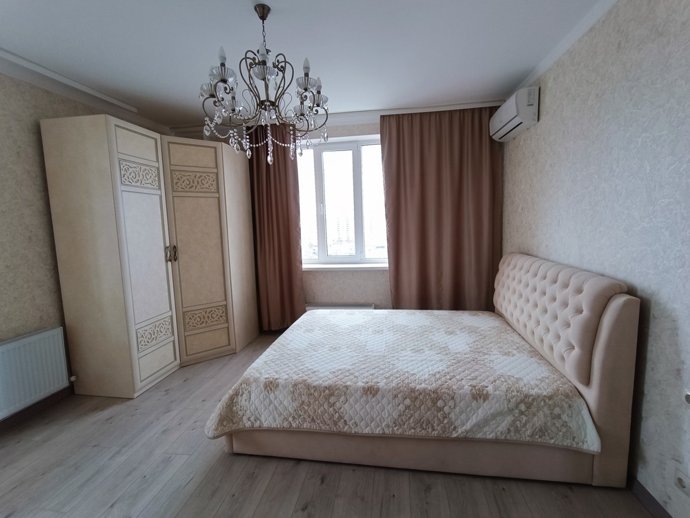 2-к. квартира 87.8 кв.м, 9/10