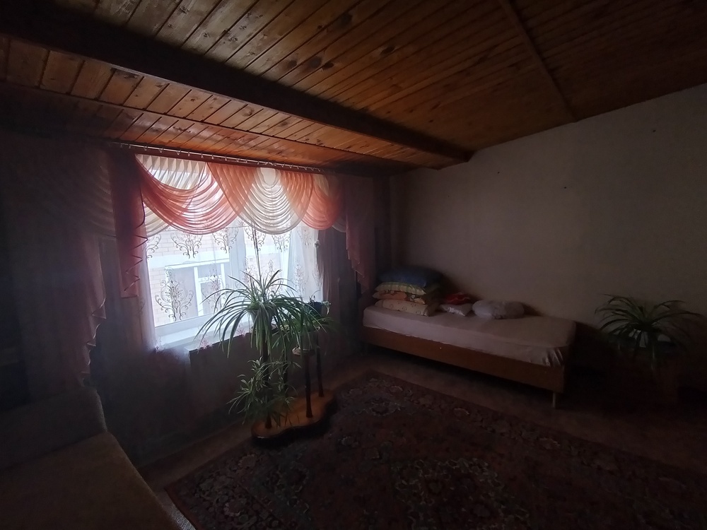 3-к. квартира 97 кв.м, 1/3