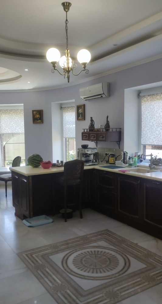 Дом 378 кв.м на участке 8 сот