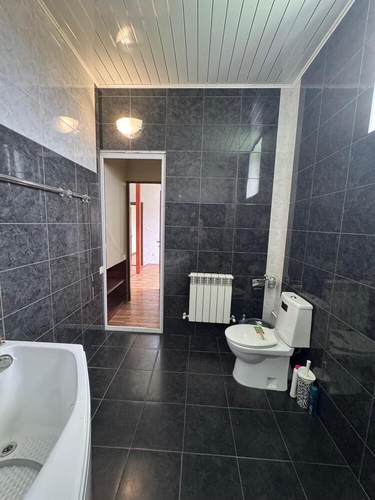 2-к. квартира 82 кв.м, 3/4