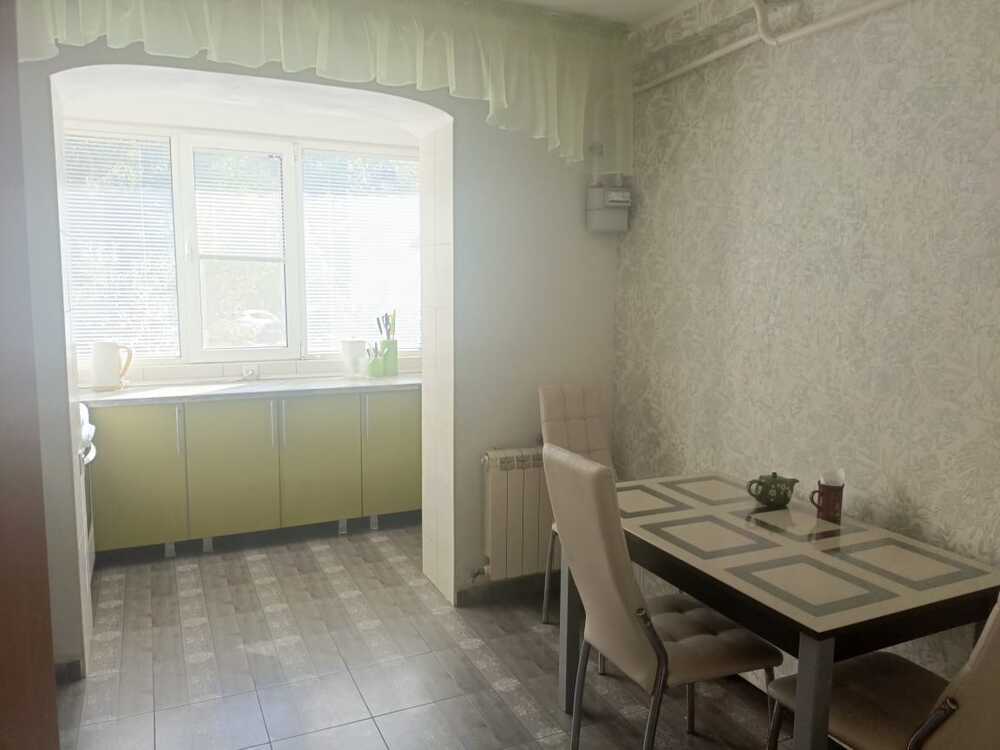 6-к. квартира 133 кв.м, 1/9