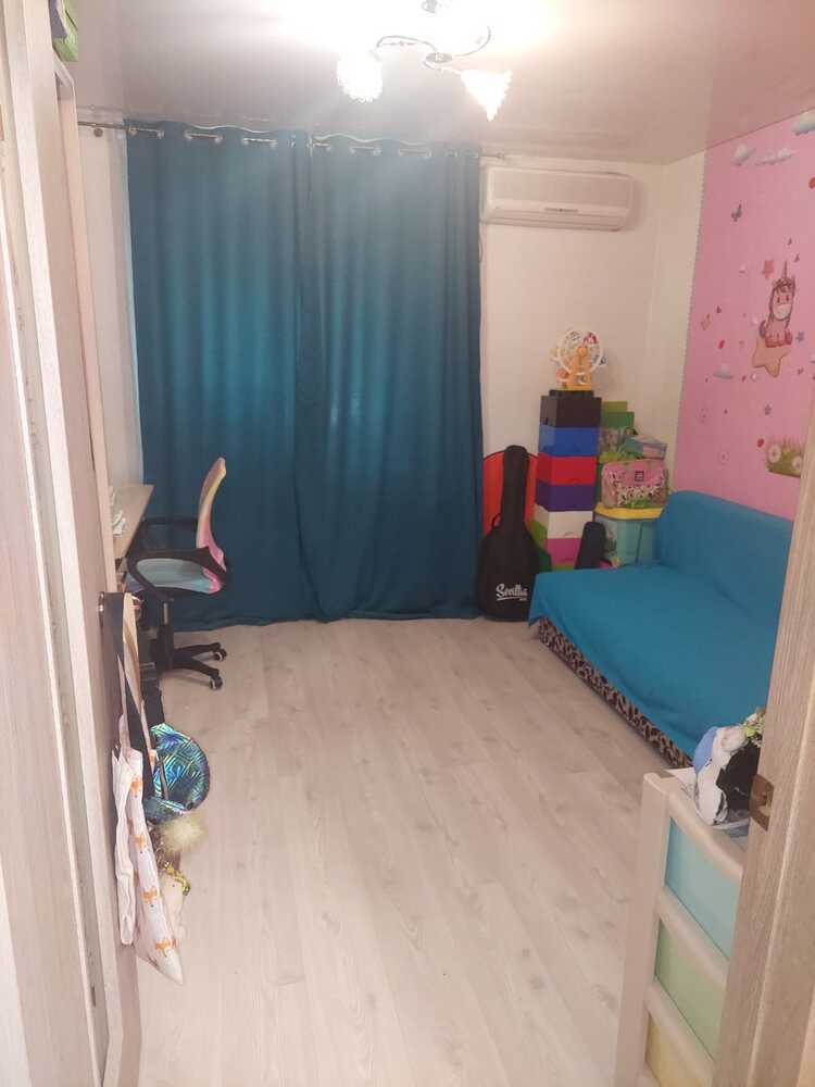 4-к. квартира 80.1 кв.м, 1/5