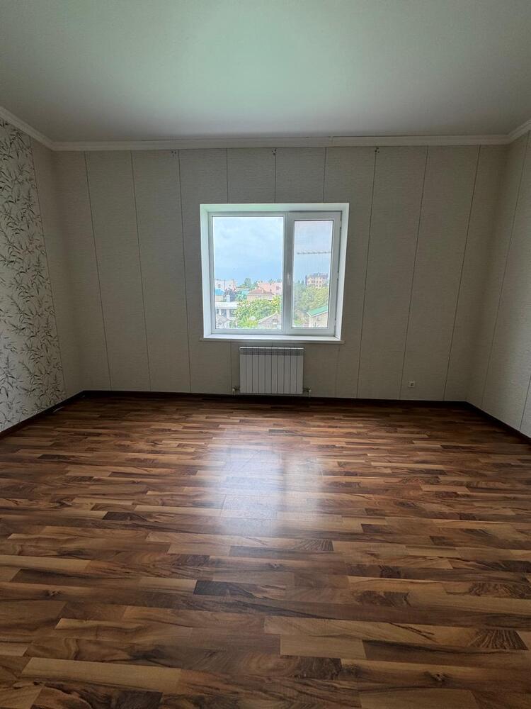 2-к. квартира 82 кв.м, 3/4