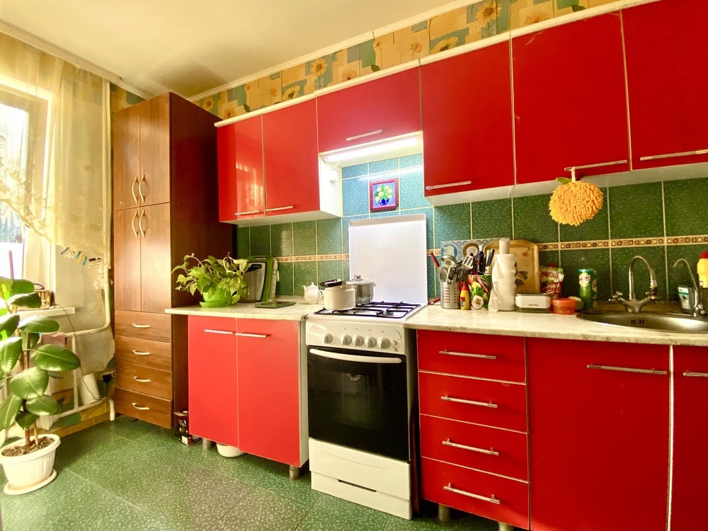 2-к. квартира 58 кв.м, 9/9