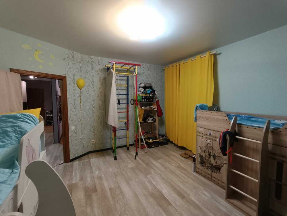 3-к. квартира 90 кв.м, 3/5