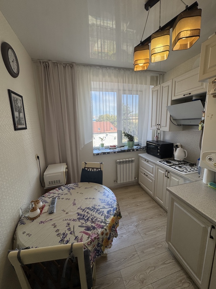 1-к. квартира 30 кв.м, 4/7