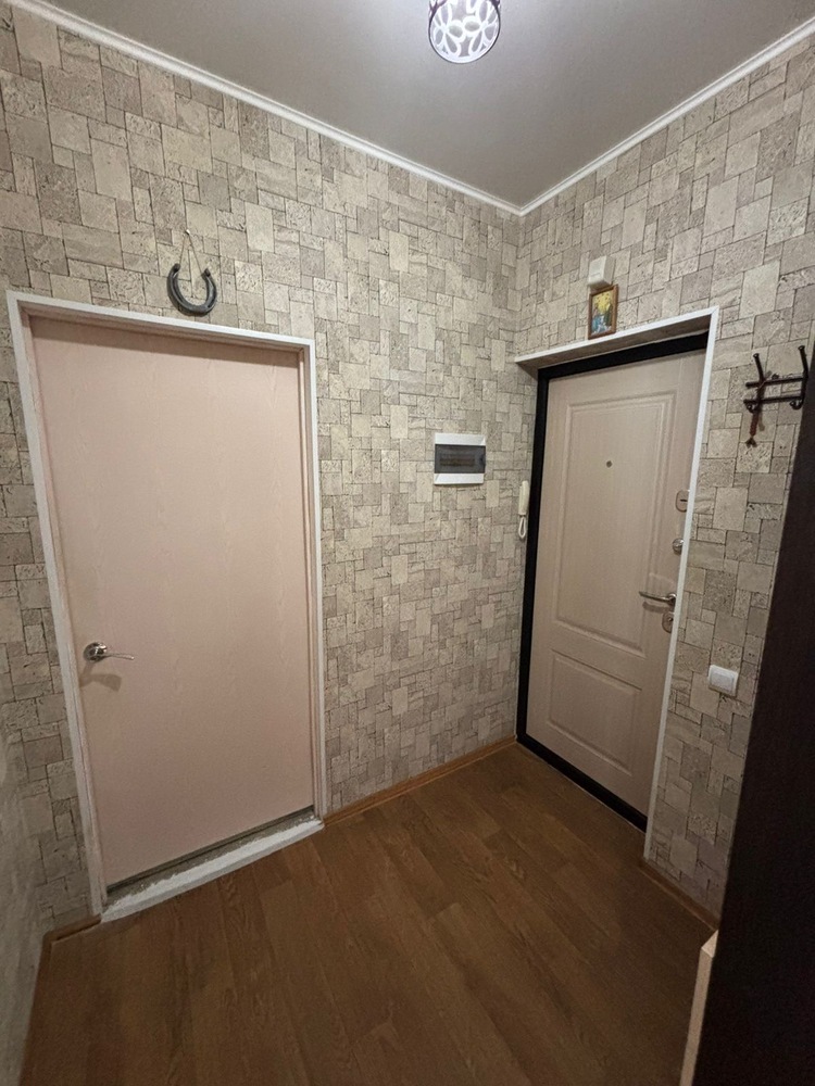 2-к. квартира 53 кв.м, 2/6