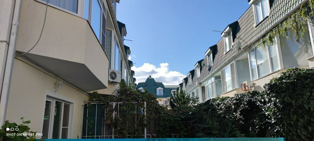 1-к. квартира 42 кв.м, 3/3