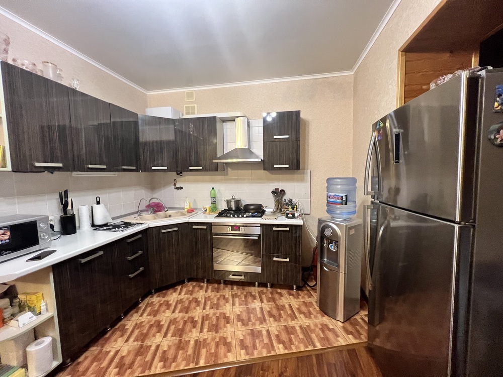 3-к. квартира 106 кв.м, 2/5