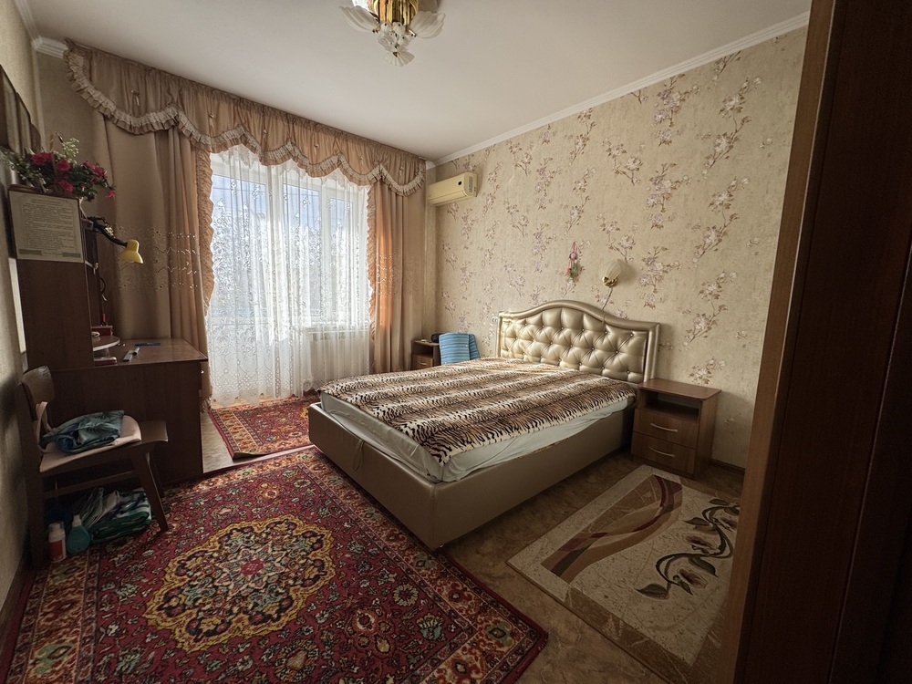 Дом 502 кв.м на участке 8 сот