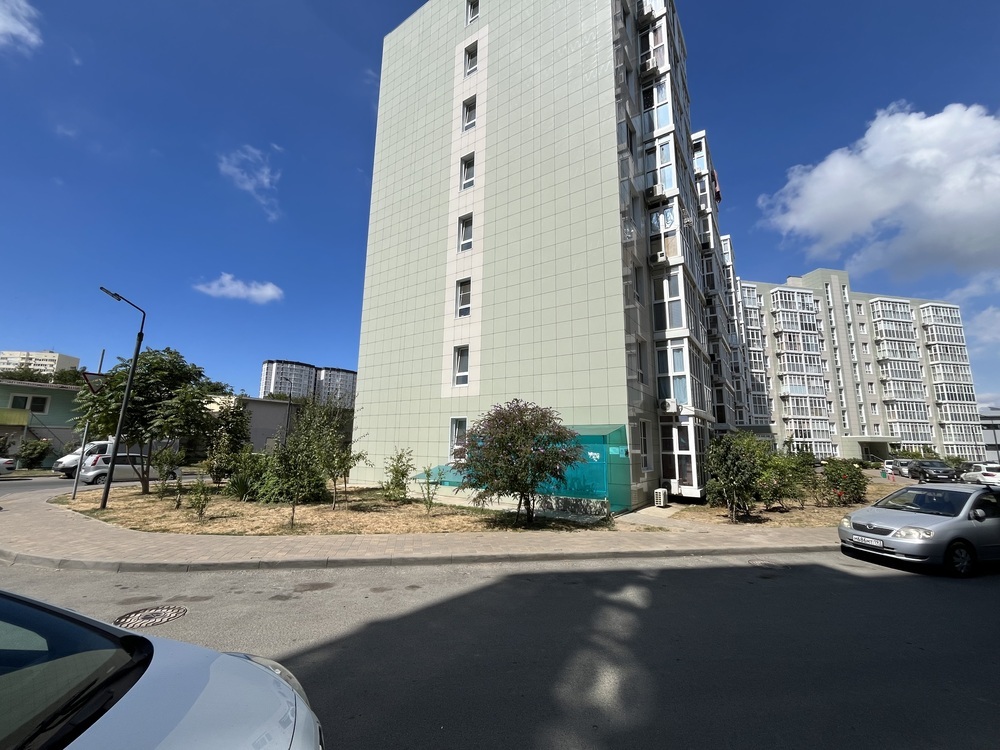 Студия 35.4 кв.м, цоколь/8
