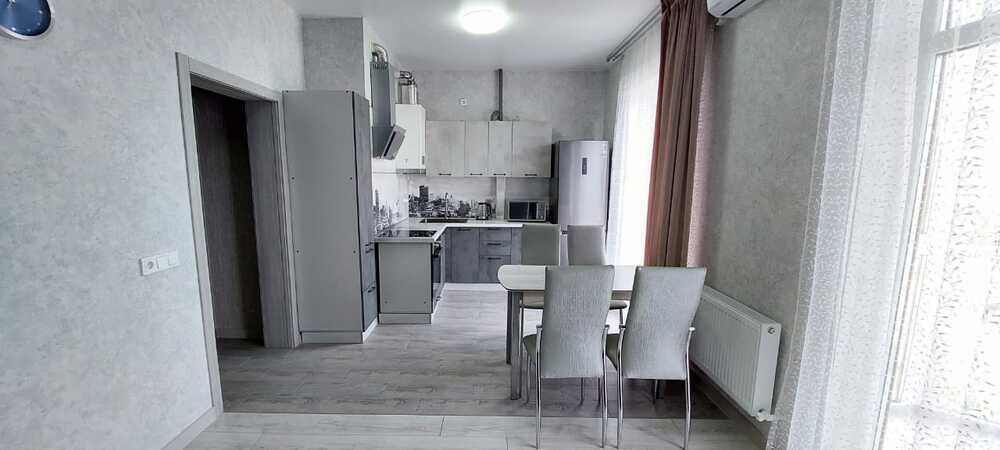3-к. квартира 80 кв.м, 3/15
