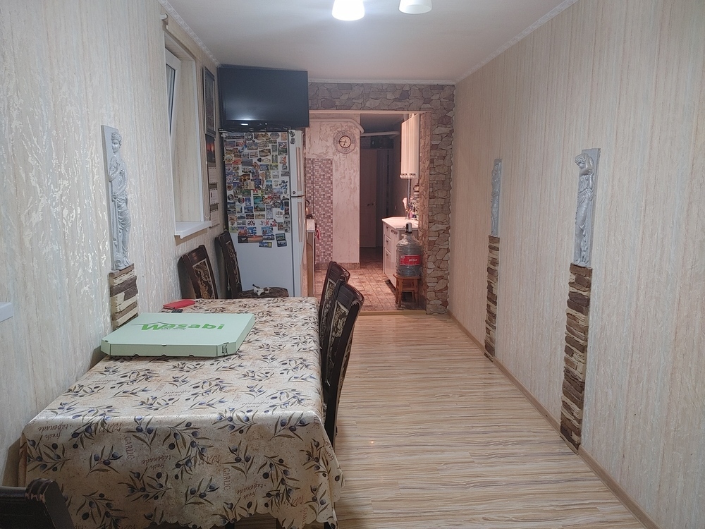 3-к. квартира 117 кв.м, 1/5