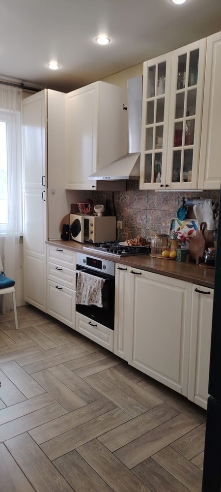 2-к. квартира 61.3 кв.м, 1/9