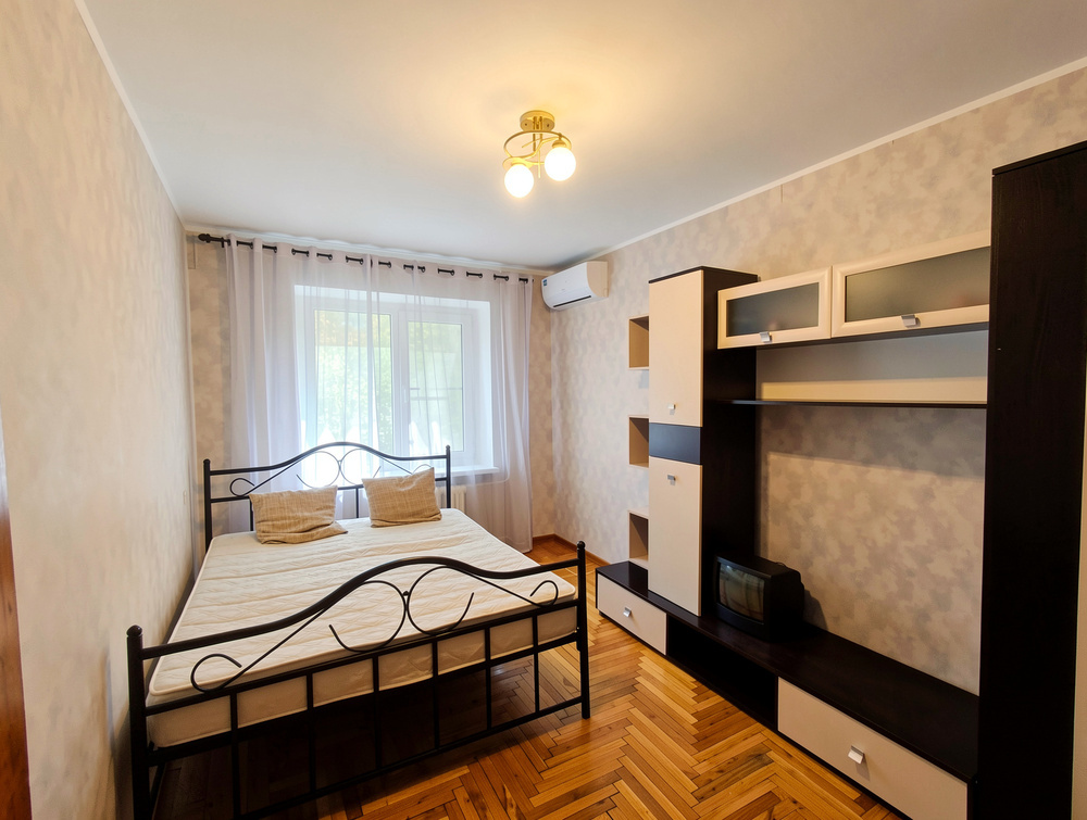 2-к. квартира 57 кв.м, 1/5