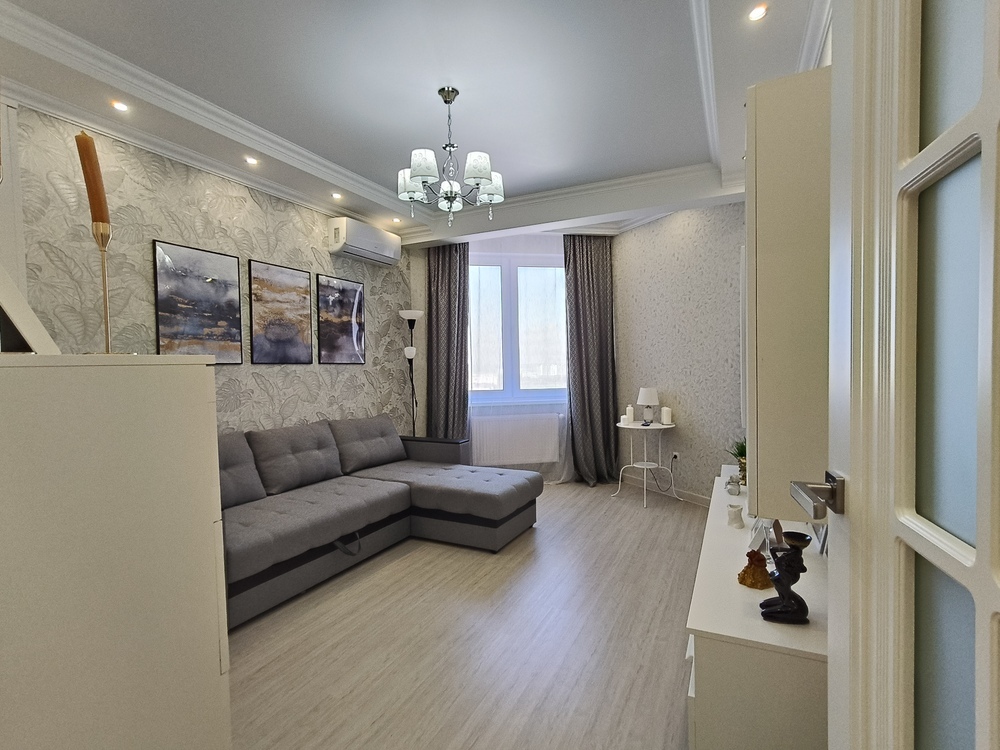 1-к. квартира 40 кв.м, 14/16