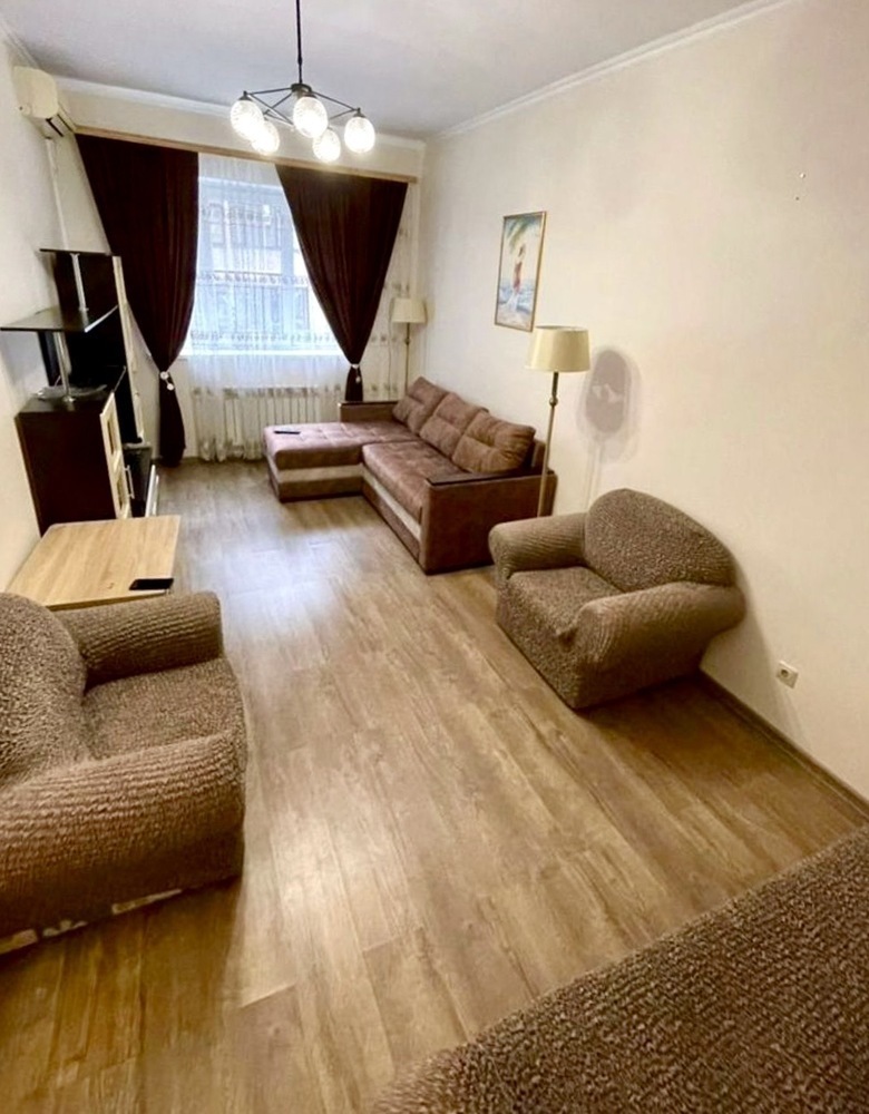 1-к. квартира 40 кв.м, 2/5