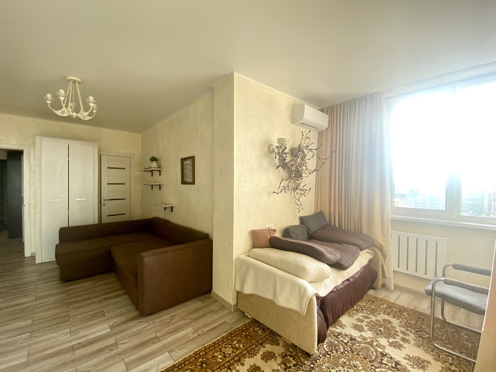 1-к. квартира 58 кв.м, 8/12