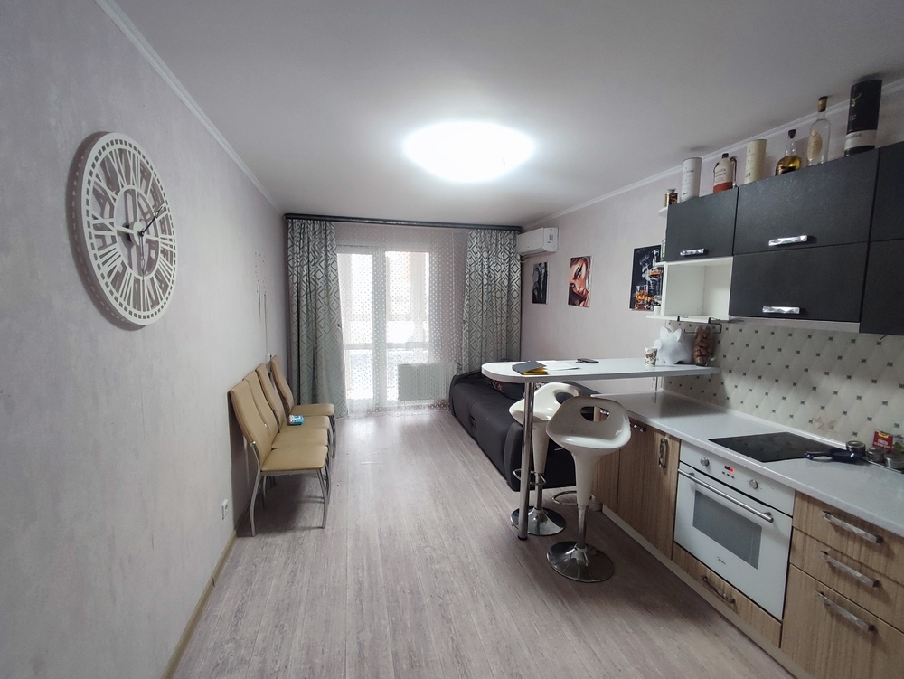 3-к. квартира 85.5 кв.м, 2/19