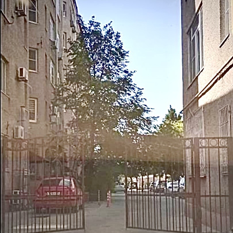 2-к. квартира 74 кв.м, 3/7