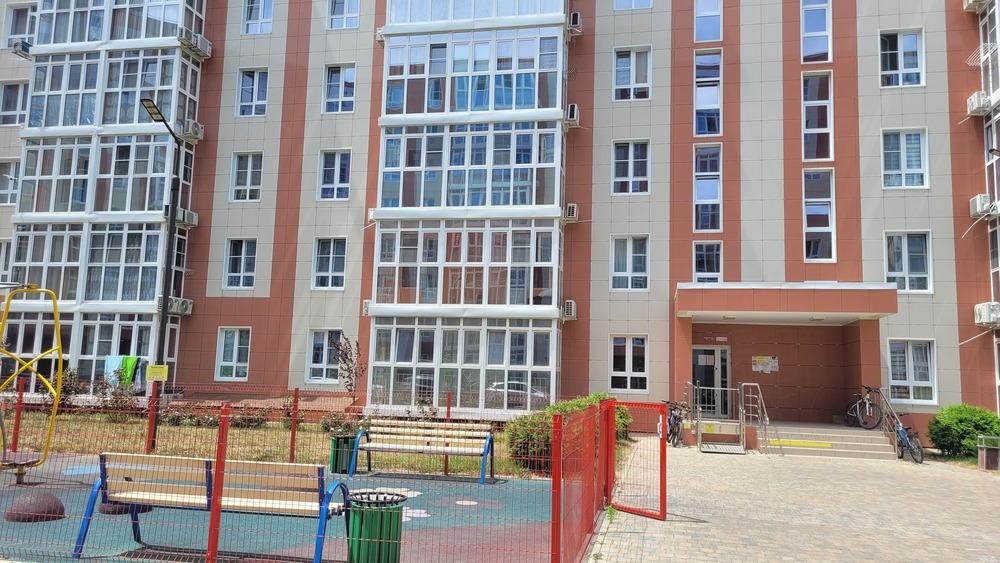 2-к. квартира 63.5 кв.м, 1/8