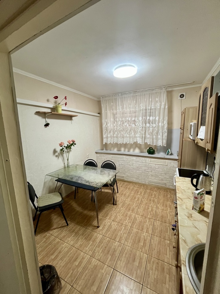 1-к. квартира 35 кв.м, цоколь/7