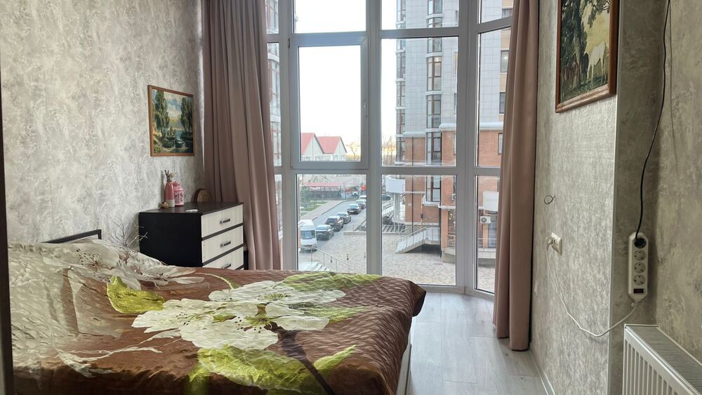 1-к. квартира 35 кв.м, 3/16